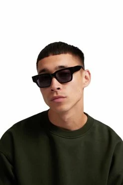 Femme Sunglass 02 - Lunettes Colorful Standard -Pulls et Sweats Soldes Boutique 01 PORTE HOMME colorfulstandard SUNGLASS 02 CLASSIC HAVANA BROWN 1800x1800