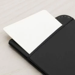 Homme Porte Cartes Micro Sleeve - Bellroy -Pulls et Sweats Soldes Boutique 2872 522fd383 472f 4fba a617 97f7a78022a7 1800x1800