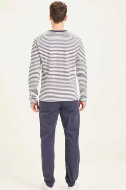 Homme Pantalon Chuck Regular Poplin - Knowledge Cotton Apparel -Pulls et Sweats Soldes Boutique CHUCK regular chino poplin total eclipse 2 1800x1800