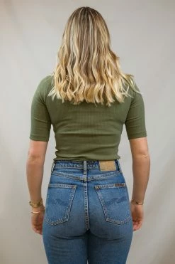 Femme T-shirt Canna Rib - Knowledge Cotton Apparel -Pulls et Sweats Soldes Boutique PAULA 58 1800x1800