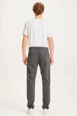 Homme Pantalon Chuck Regular Poplin - Knowledge Cotton Apparel -Pulls et Sweats Soldes Boutique chino poplin phantom 2 1800x1800 1