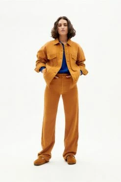 Femme Veste Corduroy Phoebe - Thinking Mu 12 Femme Veste Corduroy Phoebe - Thinking Mu -Pulls et Sweats Soldes Boutique veste phoebe egypt 2 1800x1800